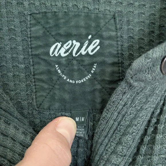 Aerie Anytime Fave Waffle Button Down Shirt Dark Green Size Medium - Picture 3 of 4